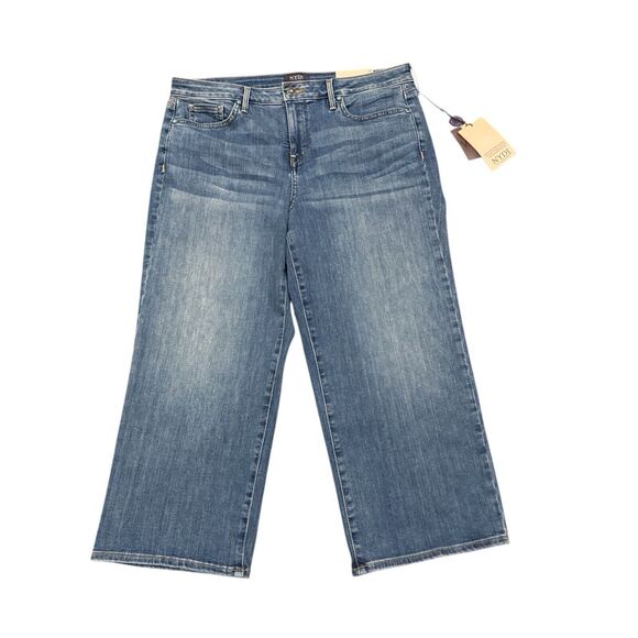 NYDJ Wide Leg Capri Jeans Rhodes Medium Wash Blue Denim Lift Tuck Size 12 New - Picture 1 of 14